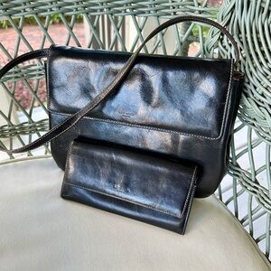 KATE SPADE,NEW YORK, AUTHENTIC,BLACK LEATHER SHOULDERBAG & MATCHING CLUTCH PURSE